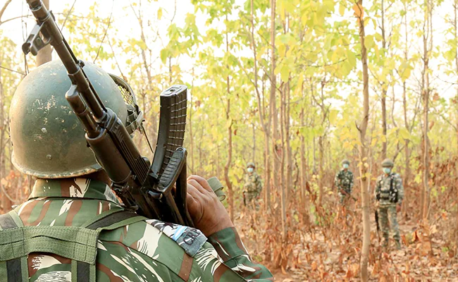 Chhattisgarh Naxal Encounter: 18 Naxalites, Including Top Commander Killed; Several Soldiers Injured, weapons like AK-47 recovered, Search Operation Ongoing