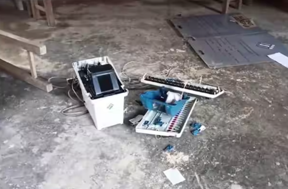 Manipur Polling Booth Firing: Gunfire Erupts During Voting, Booth Rattled, EVM Vandalized