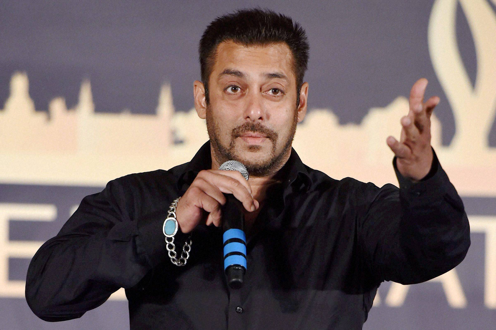 Salman Khan's First Appearance Since Galaxy Apartment Firing - What's in the Viral Video? Watch it Now