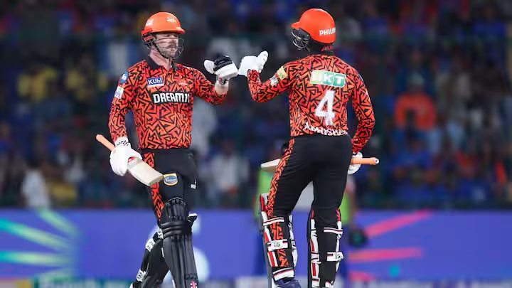 Unprecedented in 17 Years of IPL: Abhishek Sharma and Travis Head Score 125 Runs in Powerplay