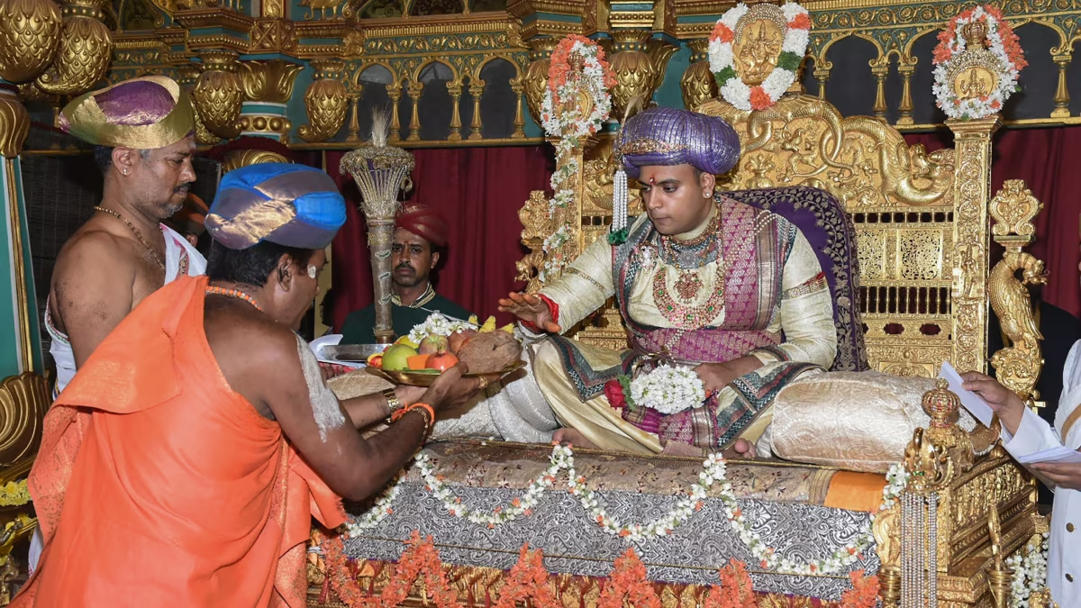 Lok Sabha Elections 2024: BJP Shows Confidence in Royal Families