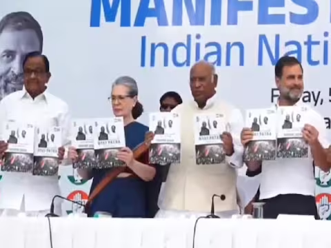 Congress Manifesto 2024: 'Nyayapatra' Focuses on Employment, Caste Census, MSP Guarantee for Farmers, and Rs 1 Lakh Per Annum for Women - Key Points Revealed