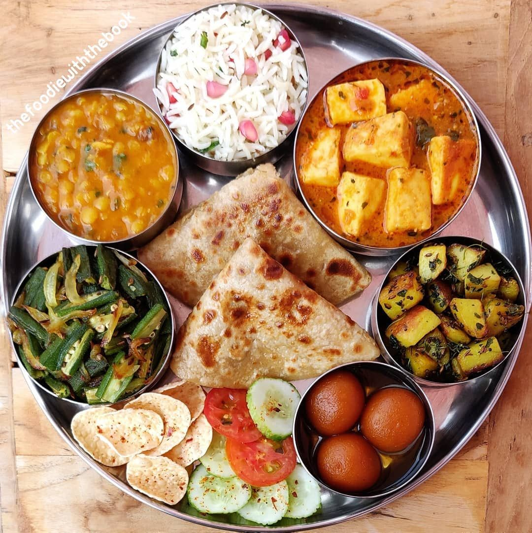 Health Tips: What Is the Right Time to Have Lunch and Dinner? Even a Slight Delay Can Cause Stomach Problems