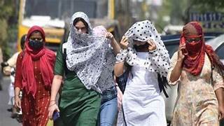 Heatwave Alert: Hottest Day in Delhi Yet, Blistering Heatwave Sweeps Across India