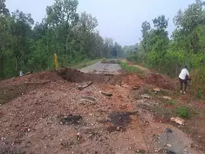 Naxalite IED Blast Rocks Chhattisgarh: 2 Jawans Martyred in Deadly Attack on Bijapur-Sukma Border| 7 martyred in 6 months