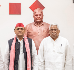 Akhilesh's Brahmin Card: Can Yogi and BJP Survive After Akhilesh Hands Chair to Mata Prasad Pandey?