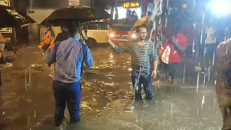 Mumbai Floods: Trains Stopped, Flights Diverted, 3 Dead, Chaos