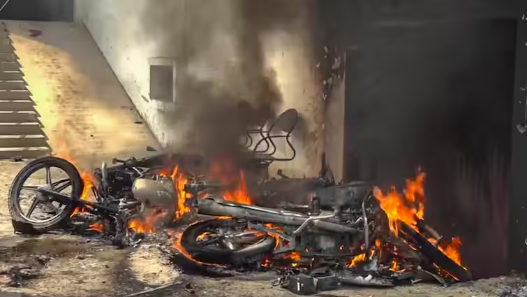 Bahraich Violence: Internet Shutdown, Hospital, Showroom Torched, Timeline Revealed